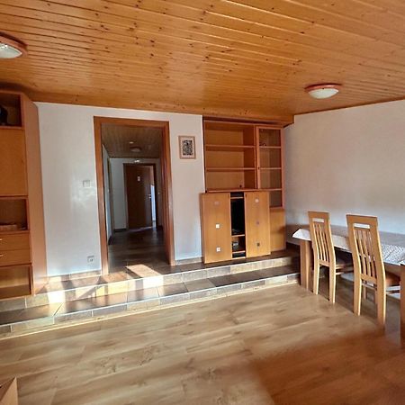 Penzion Farma Dvorec Radnice Buitenkant foto