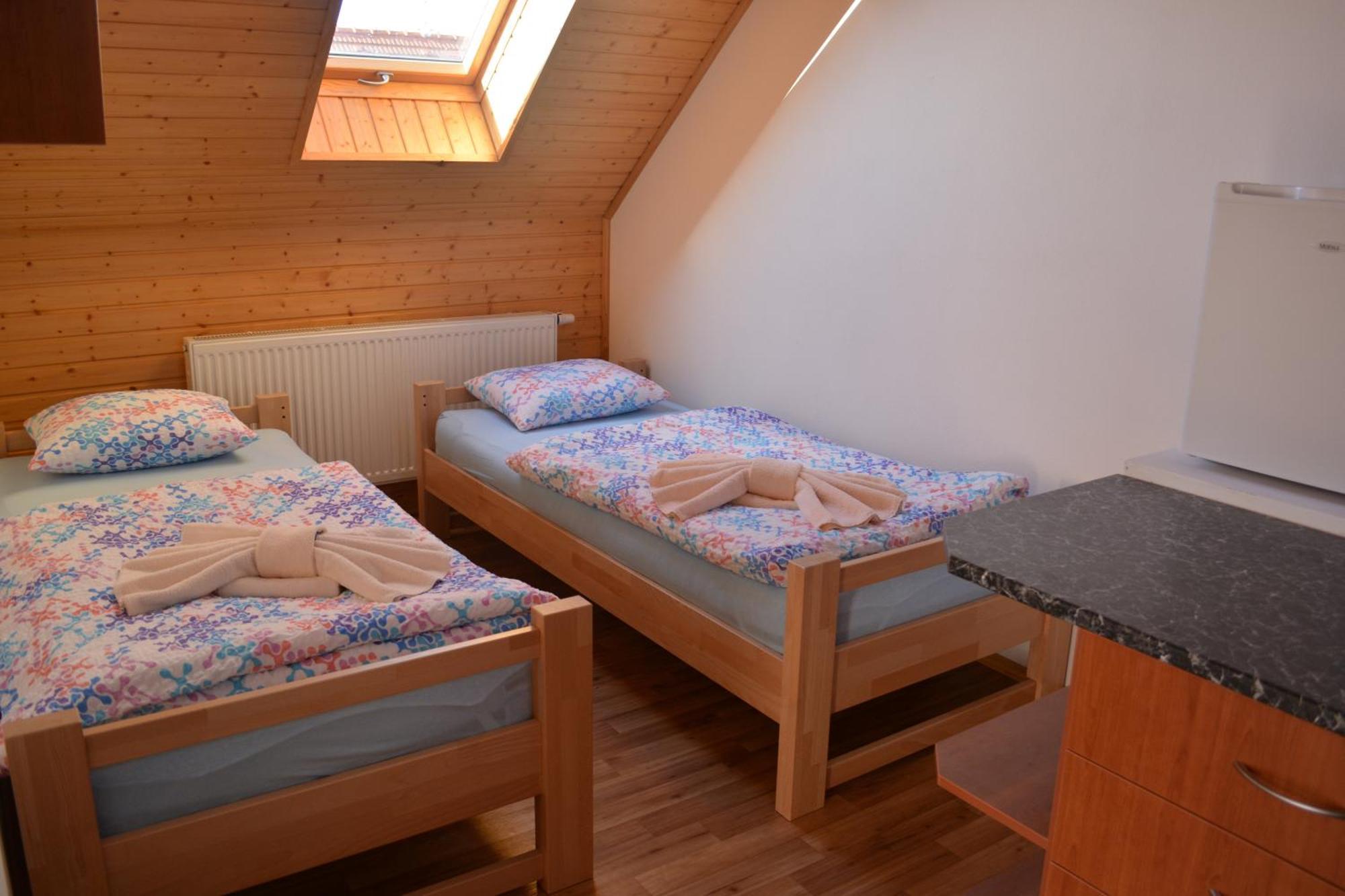 Penzion Farma Dvorec Radnice Kamer foto