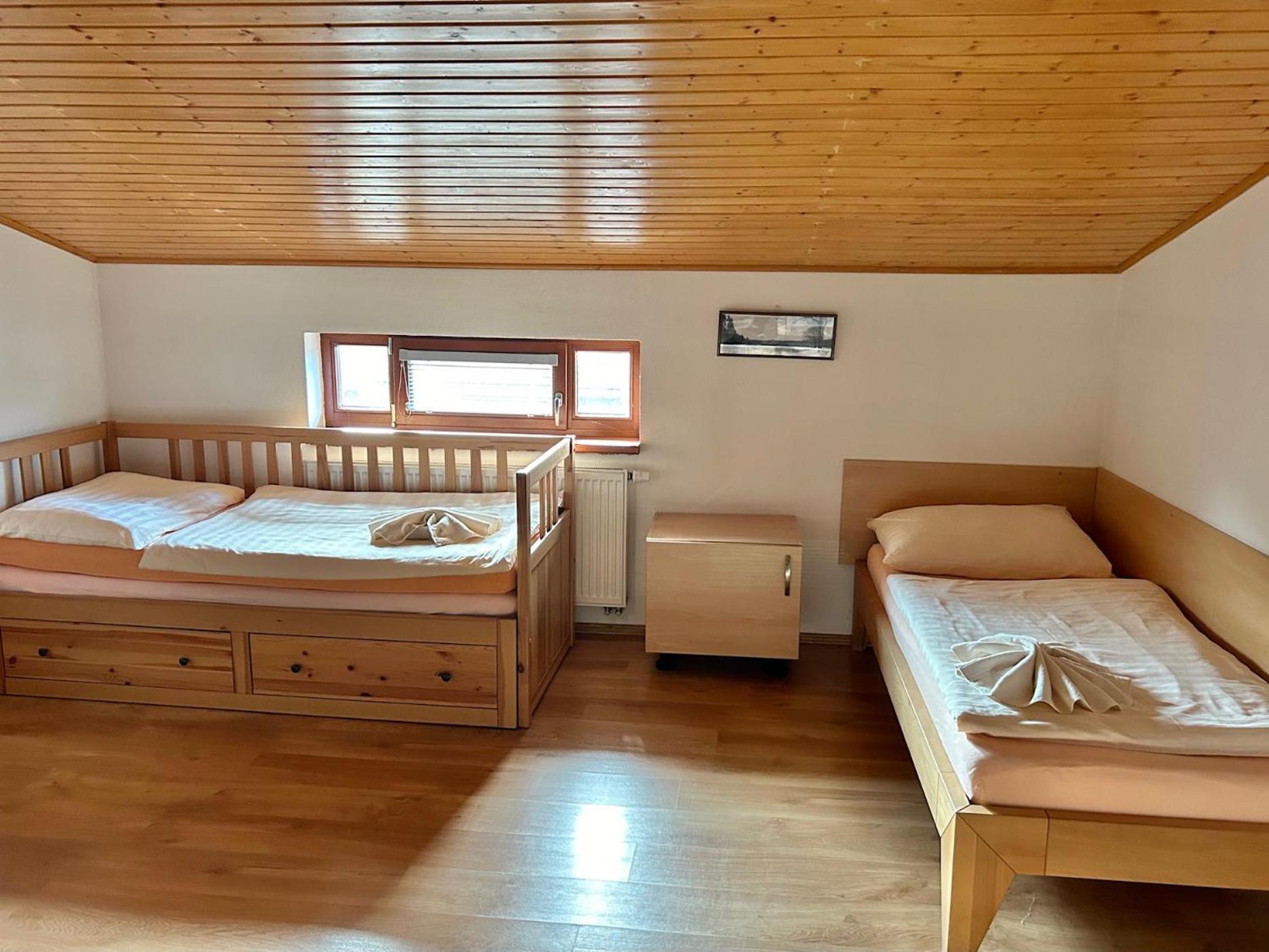 Penzion Farma Dvorec Radnice Buitenkant foto