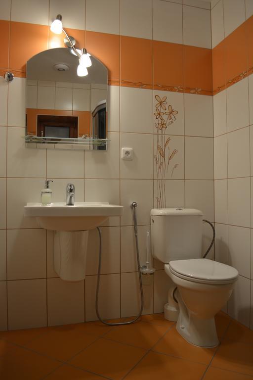 Penzion Farma Dvorec Radnice Kamer foto